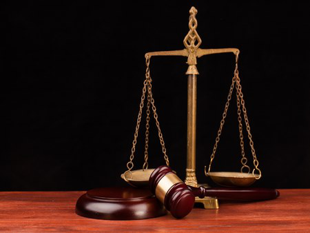 بررسی وظایف یک وکیل